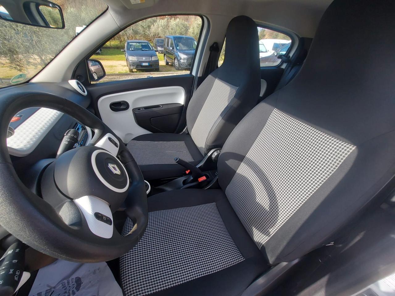 Renault Twingo SCe LIMITED 69CV PREZZO REALE-