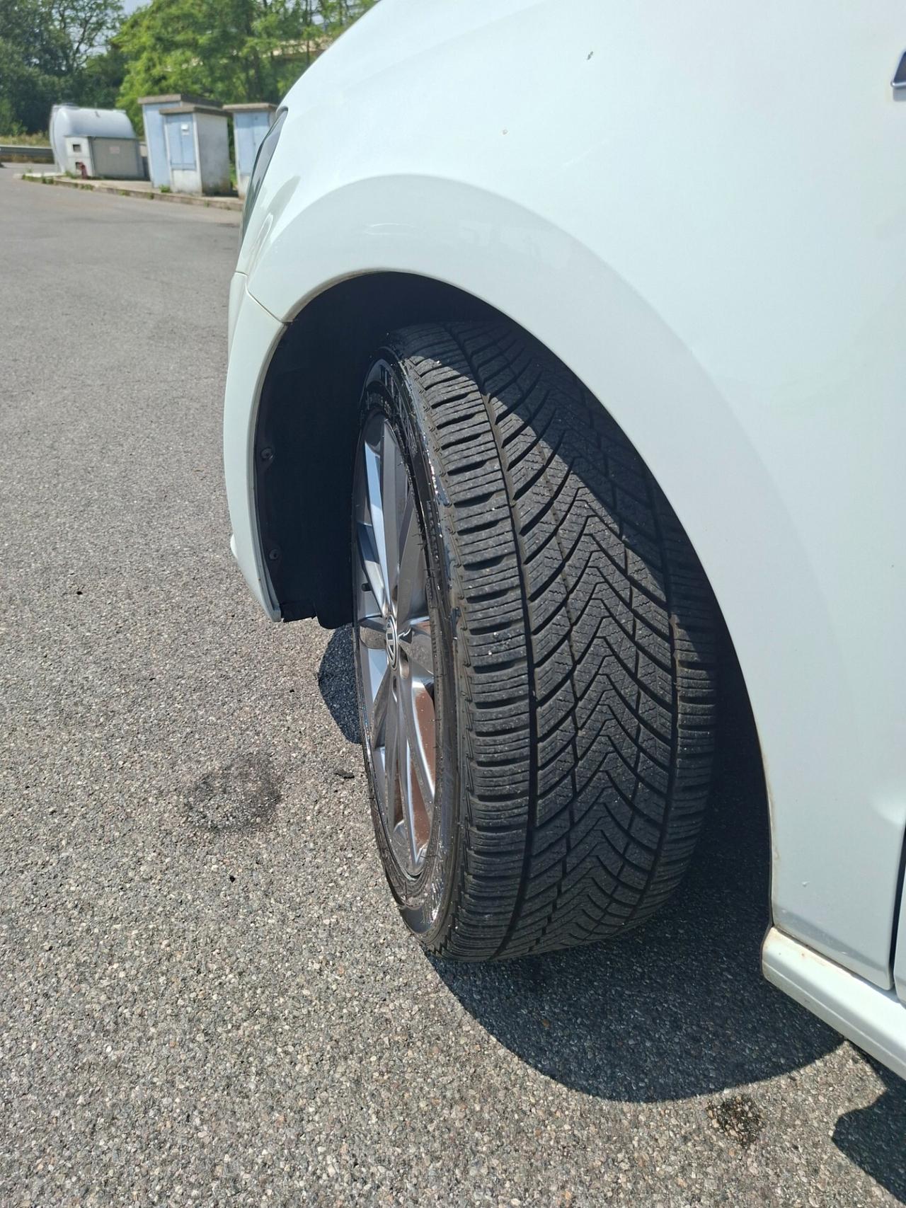 Volkswagen Polo 1.0 MPI 75 CV 5p. Fresh