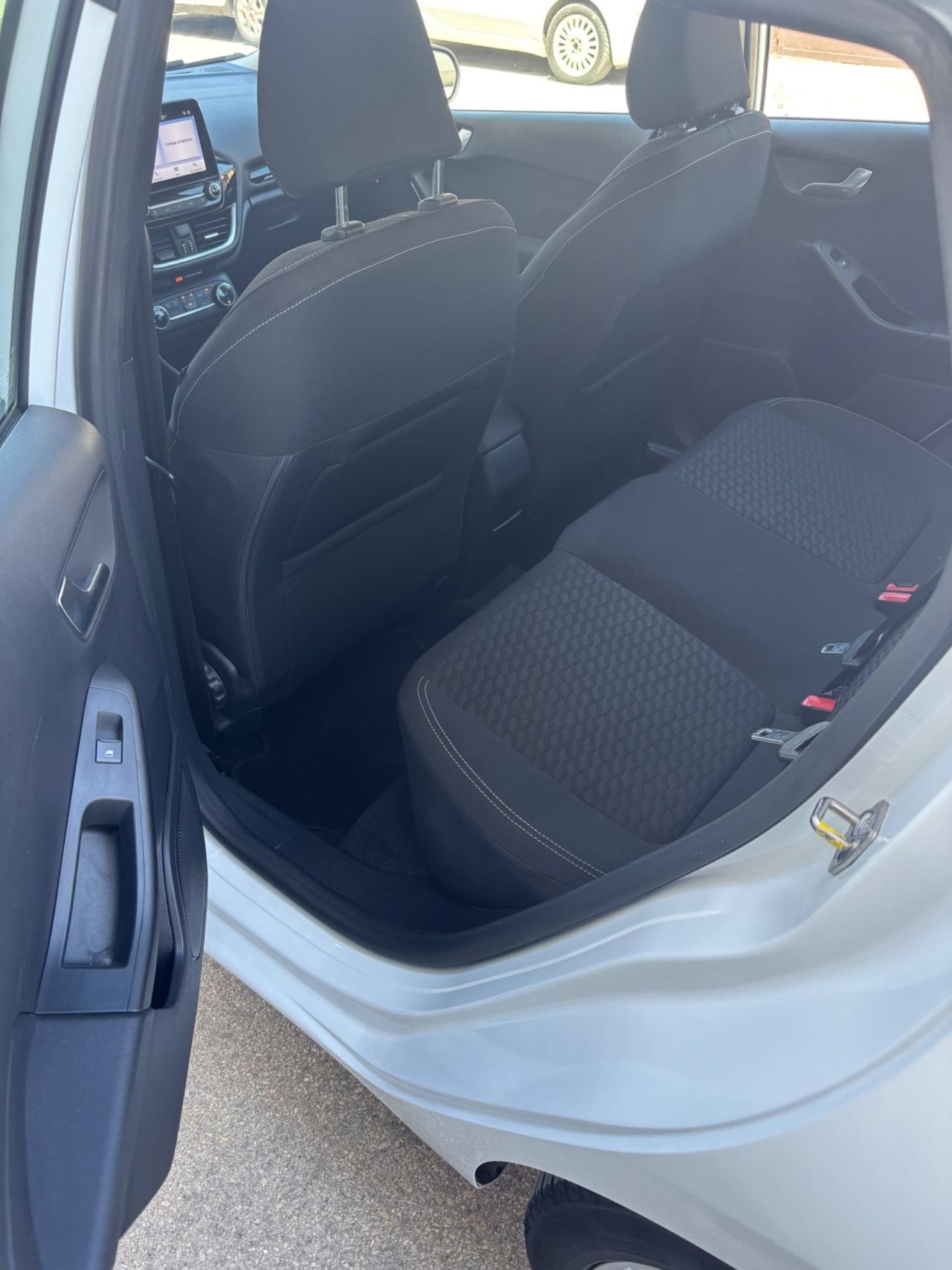 Ford Fiesta 1.0 Ecoboost Hybrid 125 CV DCT 5 porte Titanium