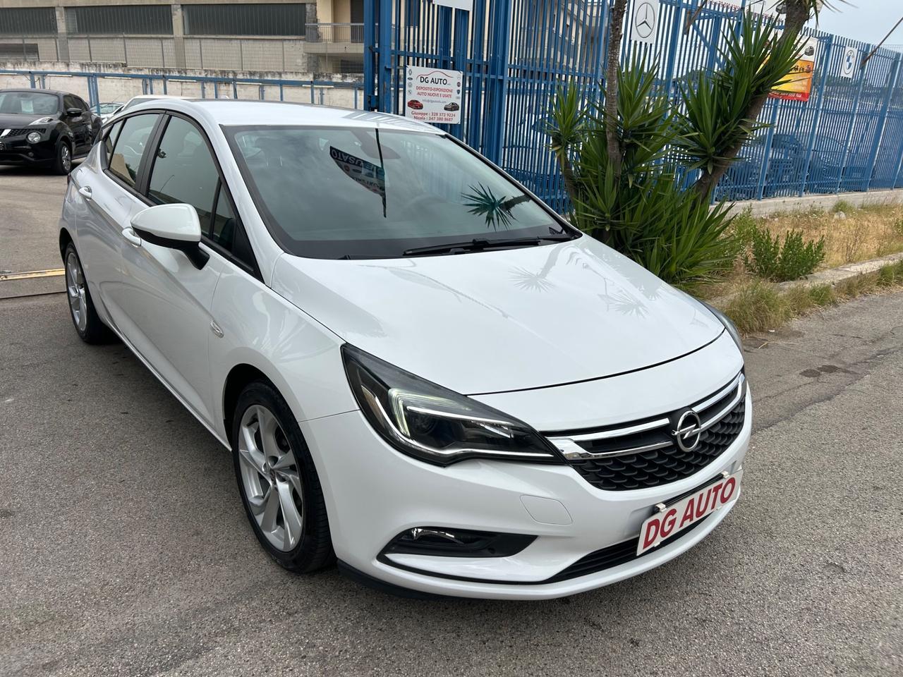 Opel Astra 1.6 CDTi 95 cavalli 2016 bixeno