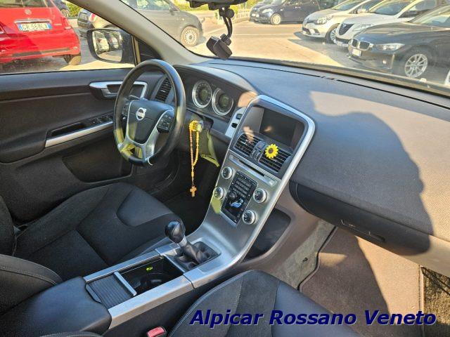 VOLVO XC60 D3 AWD Momentum