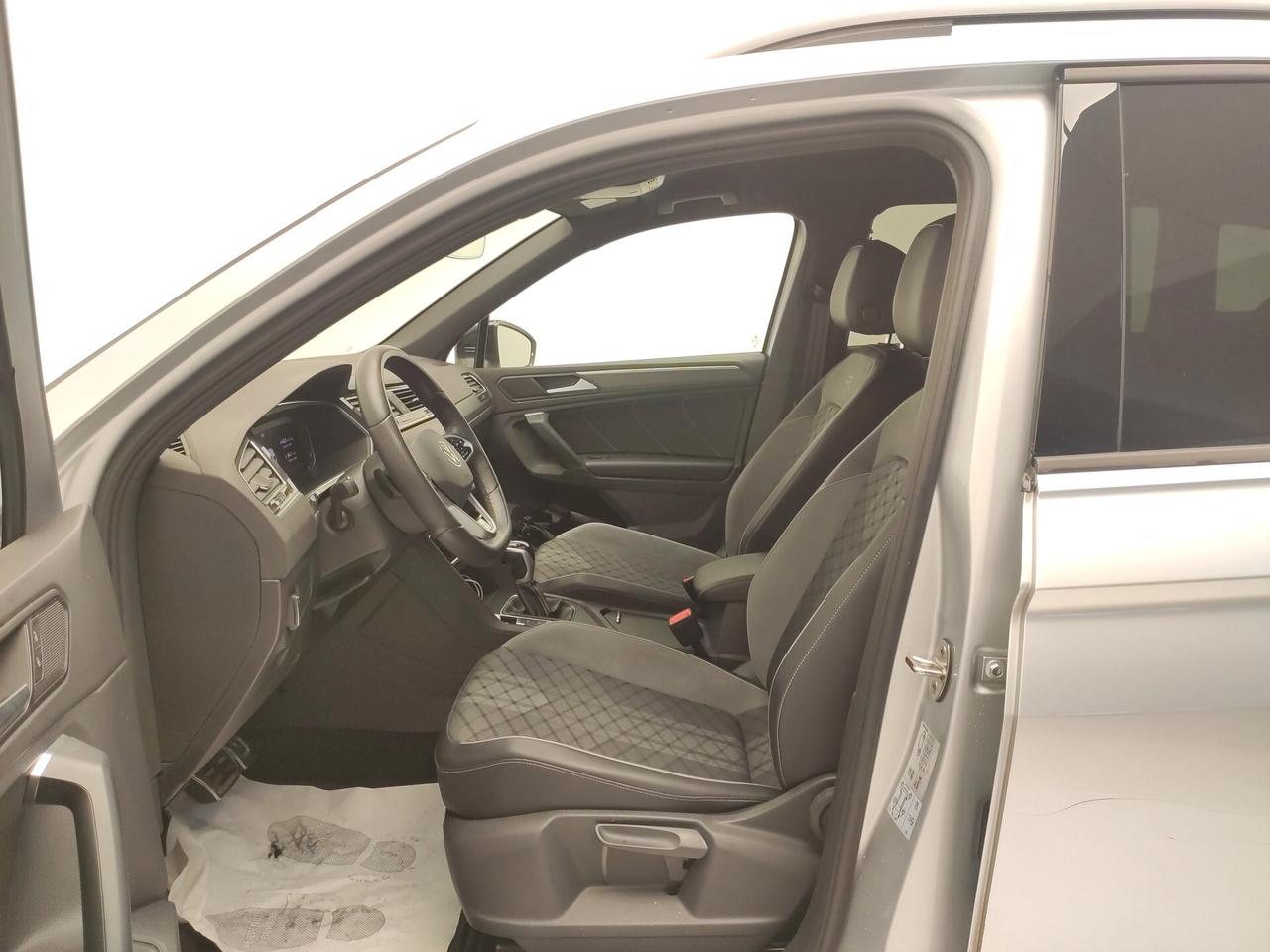 Volkswagen Tiguan 1.4 TSI eHYBRID DSG R-Line