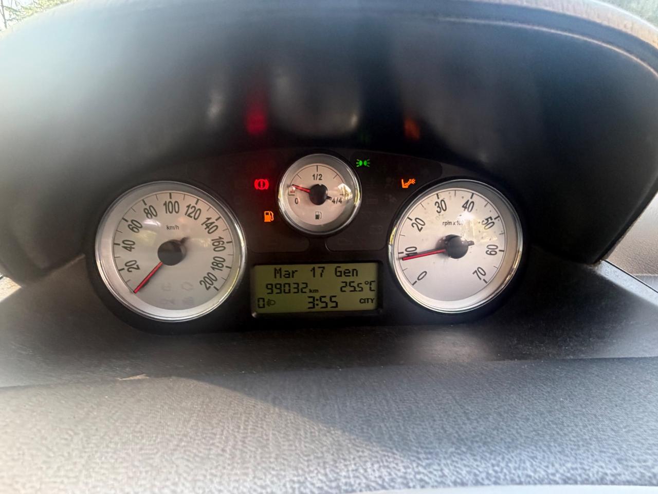 Lancia Ypsilon 1.3 MJT 75 CV Platino