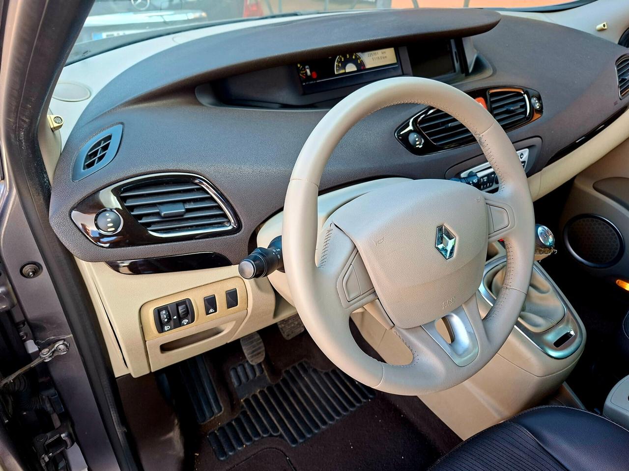 Renault Scenic 1.5 dCi 110CV NAVI*TETTO*CRUISE