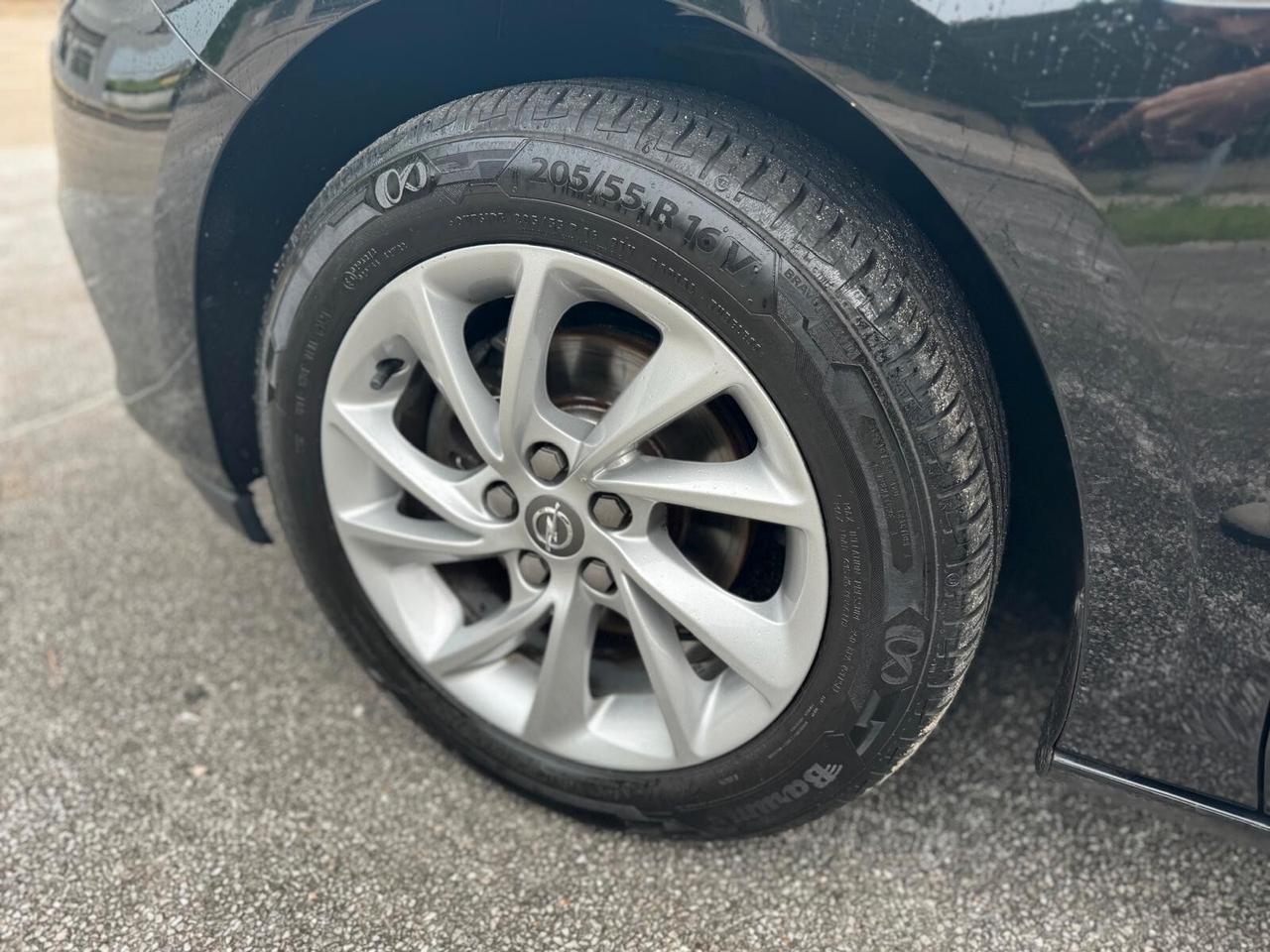 Opel Astra 1.5 CDTI 122 CV S&S AT9 Sports Tourer Ultimate neopatentati