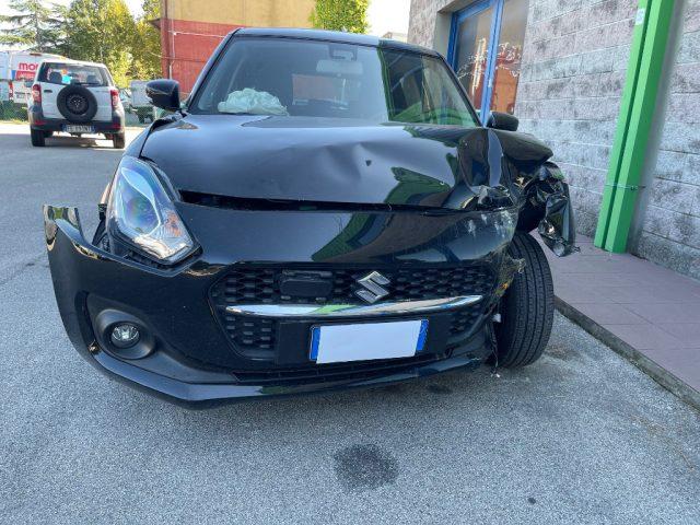 SUZUKI Swift INCIDENTATA 1.2 83CV 2WD TOP HYBRID KM-24.000