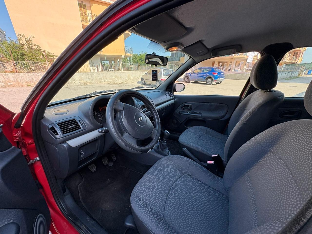 Renault Clio Storia 1.2 16V 5 porte Dynamique