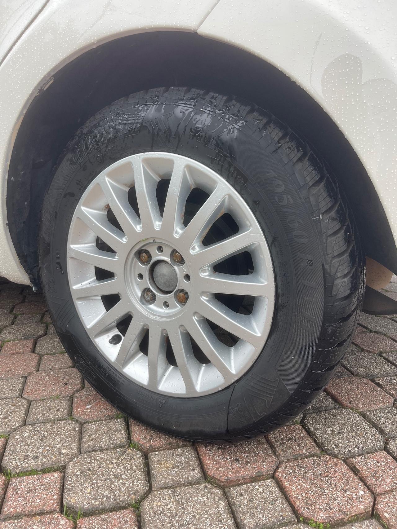 Lancia MUSA 1.4 8V Ecochic (GPL) Gold