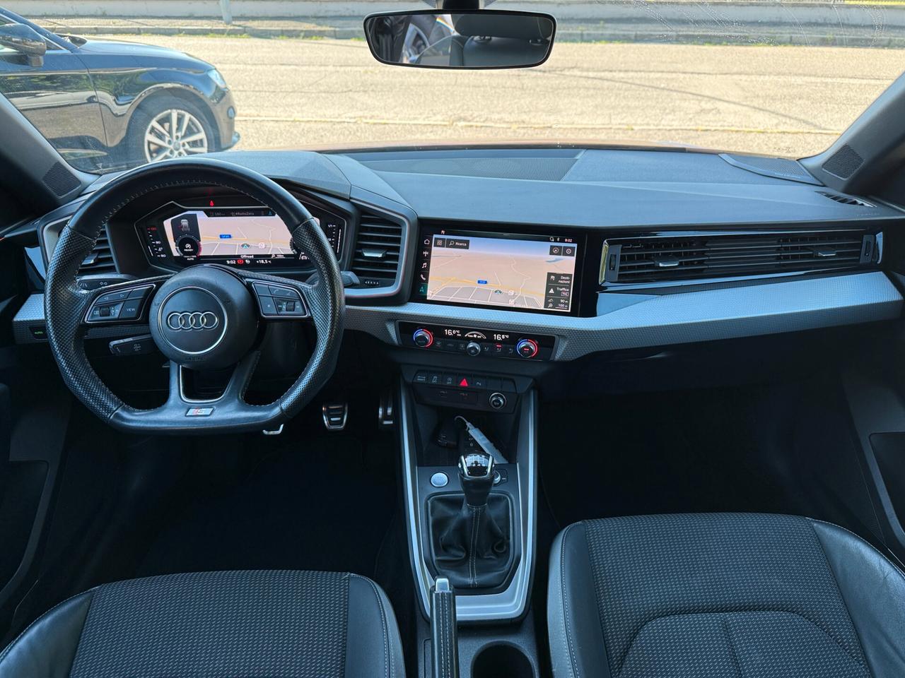 Audi A1 citycarver 30 TFSI Identity Contrast Sline