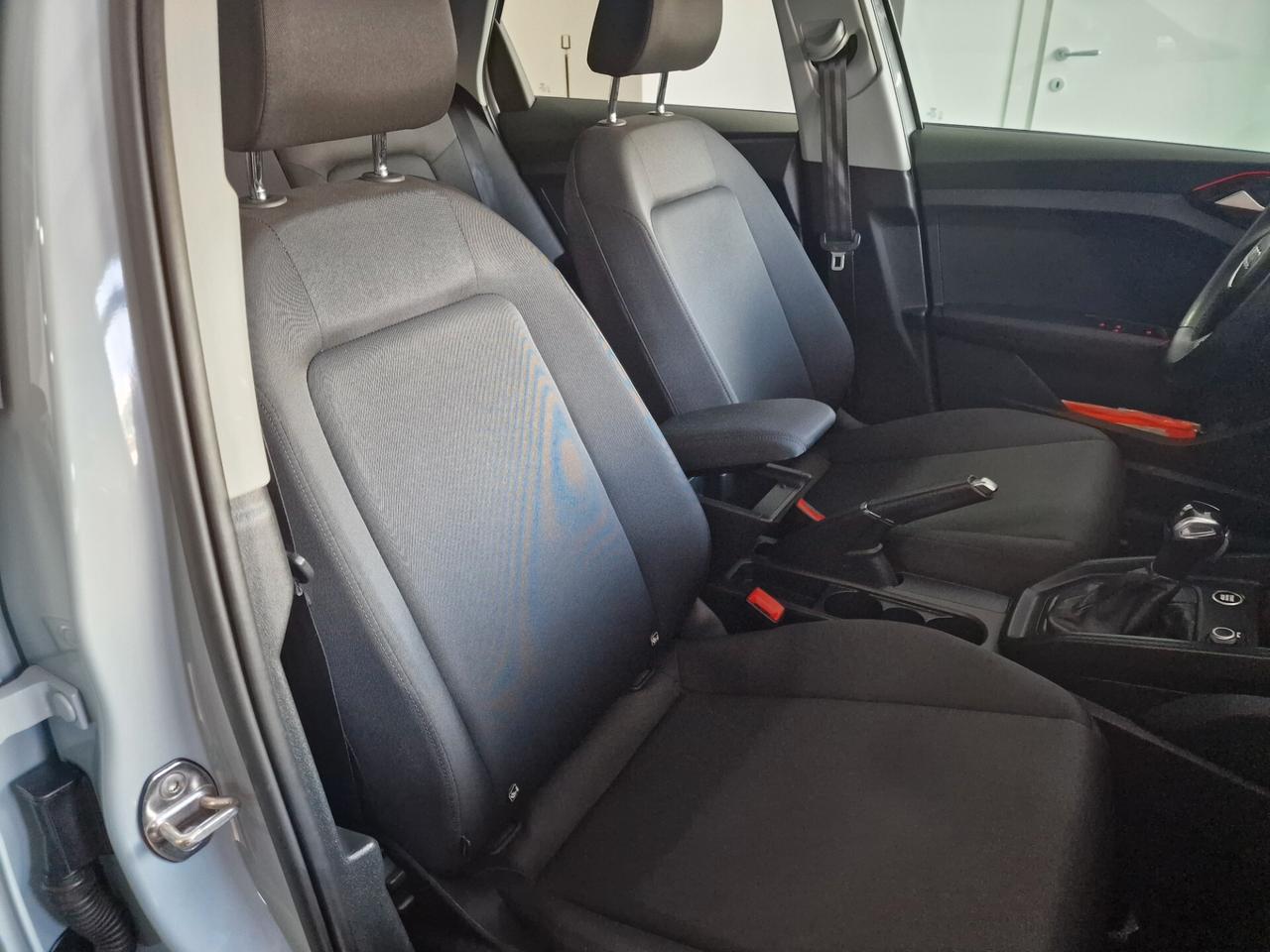 Audi A1 citycarver 30 TFSI S tronic Identity Contrast