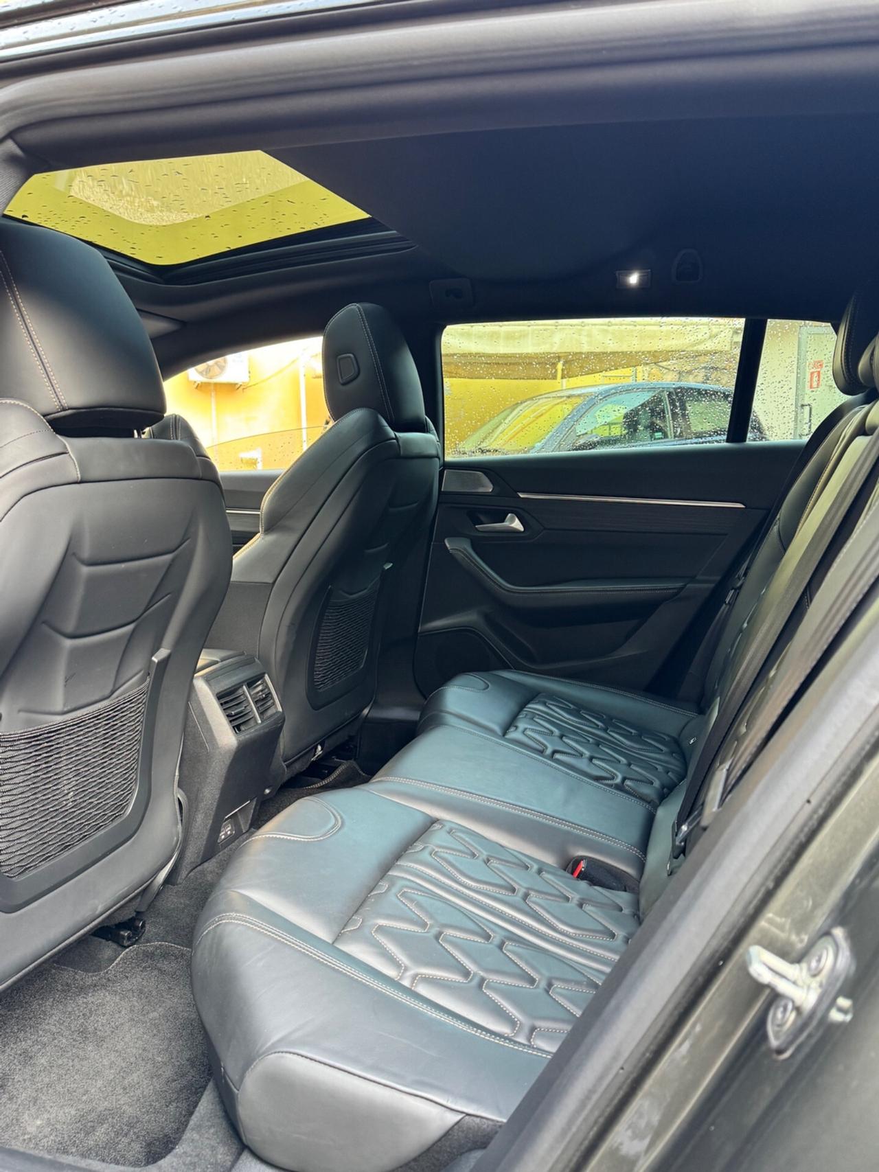 Peugeot 508 BlueHDi 180 EAT8 SW First Edition GT LINE