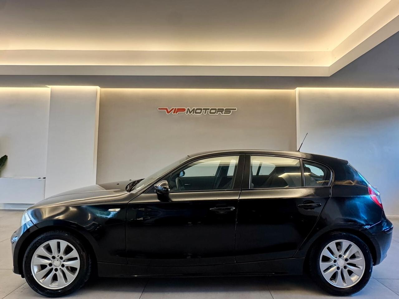 BMW SERIE1 118D 5PORTE FUTURA 122CV CERCHI IN LEGA
