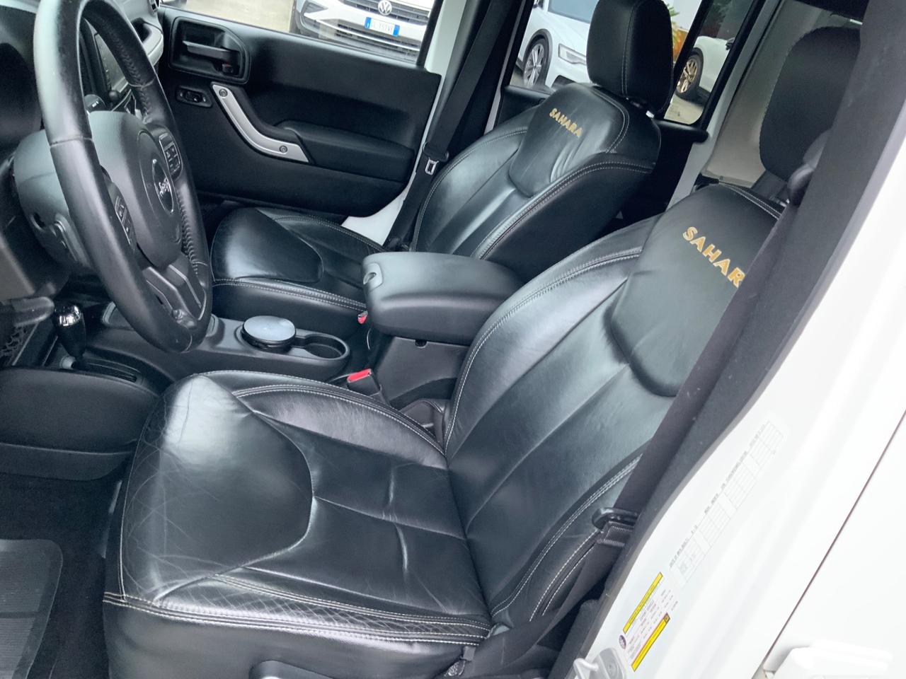 Jeep Wrangler Unlimited 2.8 CRD DPF Sahara Auto