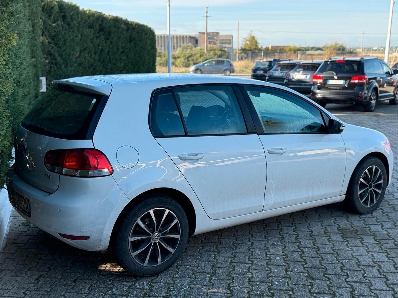 Volkswagen Golf 1.6 TDI DPF 5p. Highline