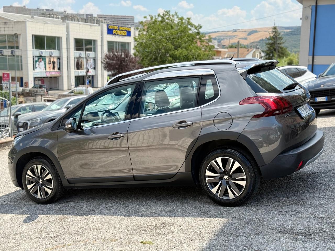 Peugeot 2008 BlueHDi 120 EAT6 S&S Allure