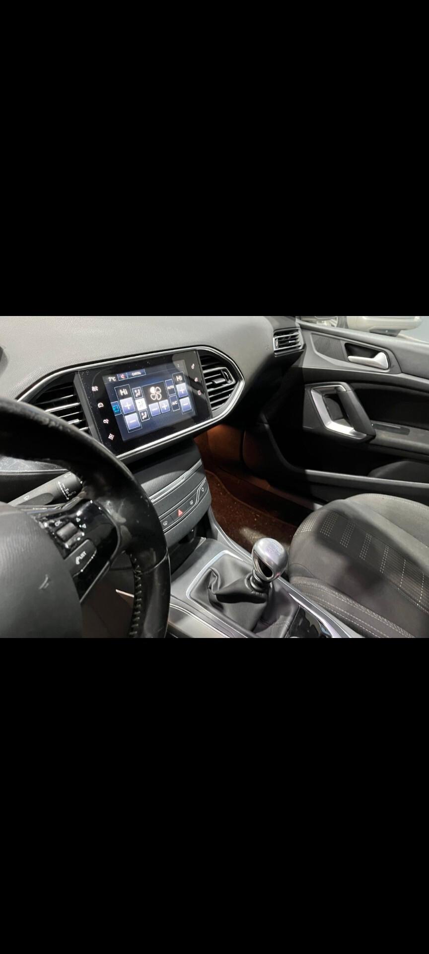 Peugeot 308 BlueHDi 120 S&S Business