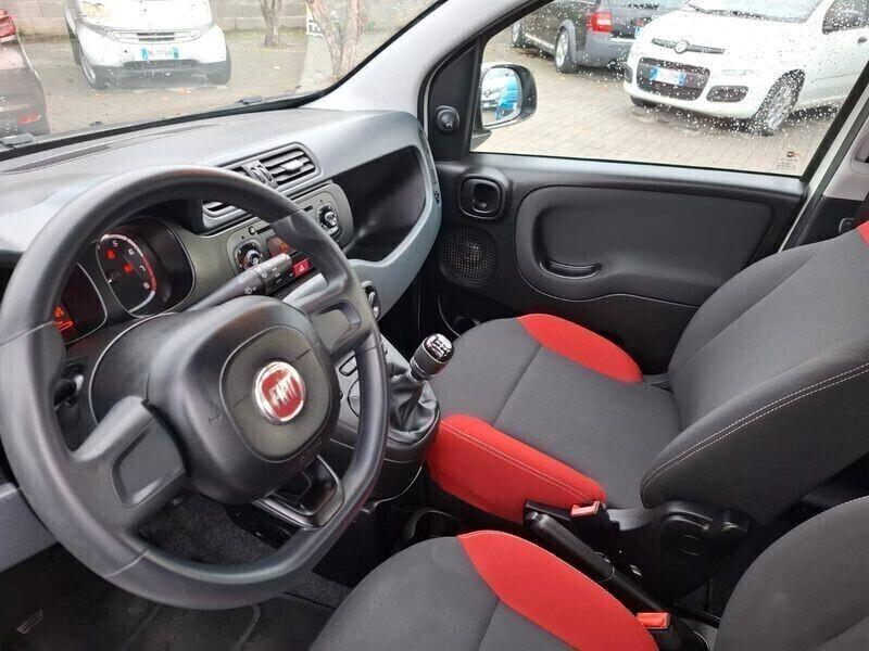 Fiat Panda Lounge 1.2 benzina 75cv anno 02-2019