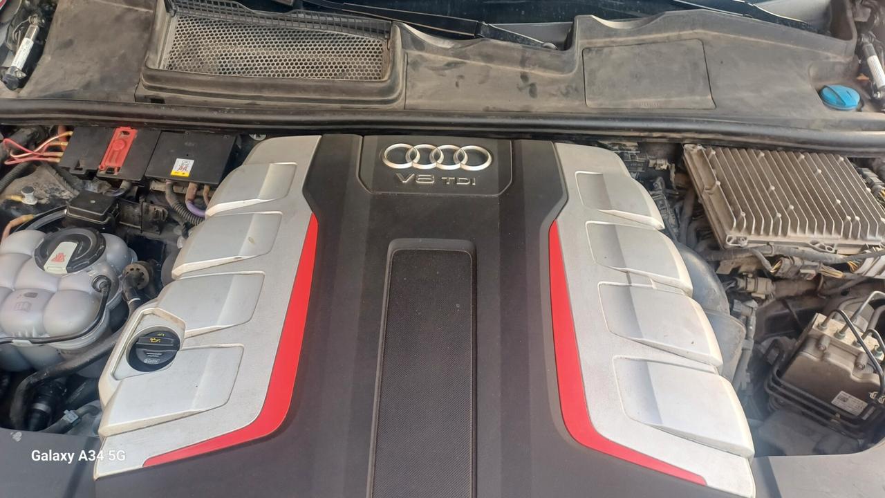 Audi Q7 SQ7 4.0 V8 TDI QUATTRO S-LINE