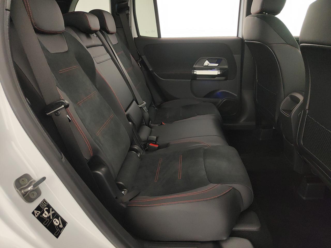 Mercedes-Benz GLB 180 d