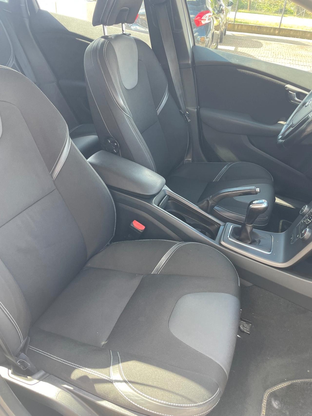 Volvo V40 D2 Kinetic