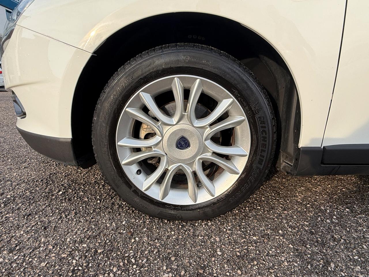 Lancia Delta 1.6 MJT DPF Argento