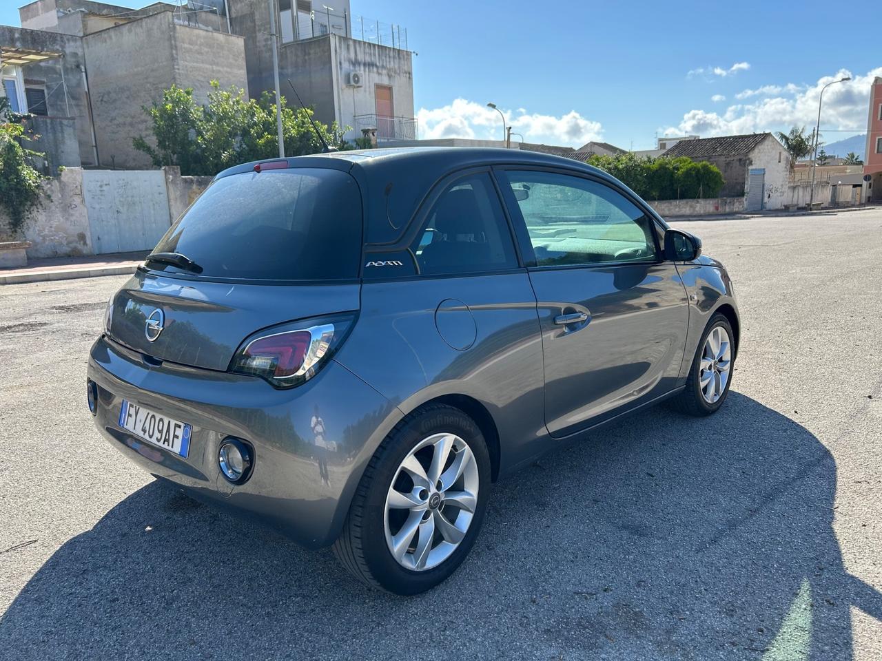 Opel Adam Rocks 1.2 70 CV