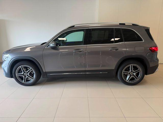 MERCEDES-BENZ GLB 180 d Automatic Sport