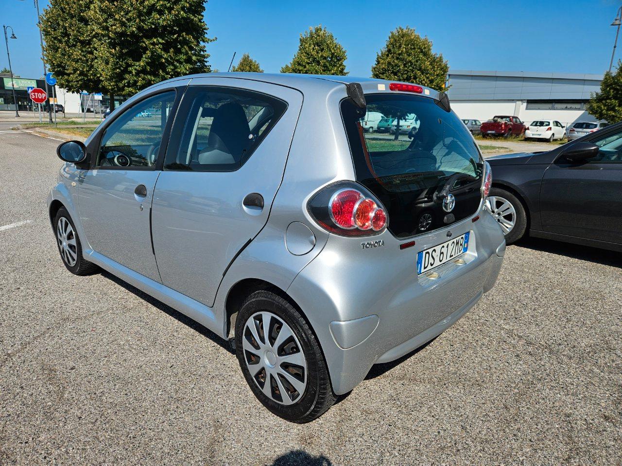 Toyota Aygo 5 Porte Aygo 5p 1.0 FL