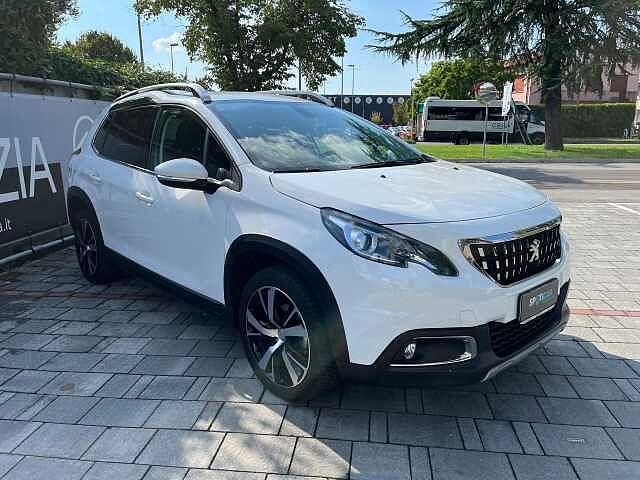 Peugeot 2008 BlueHDi 100 Allure