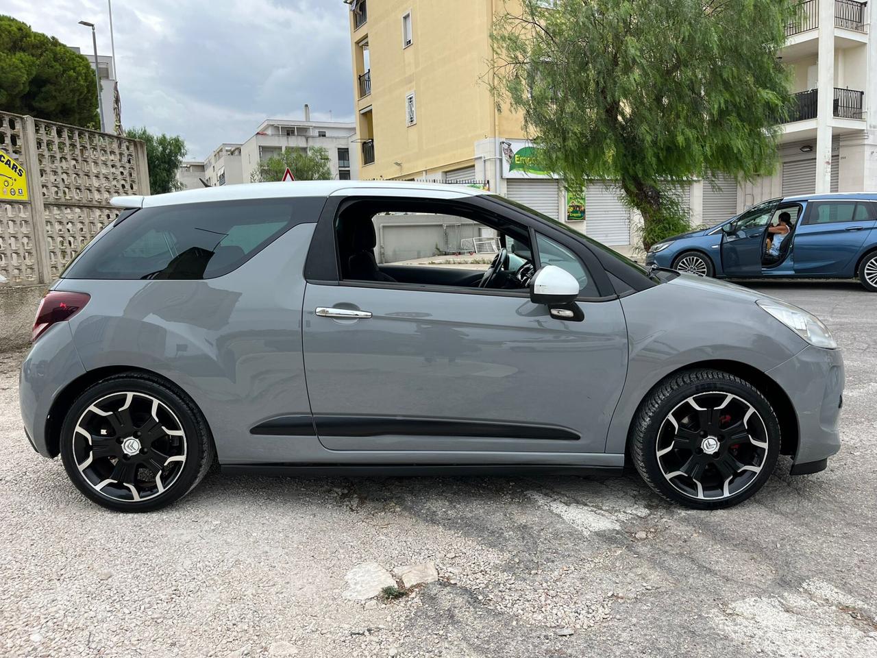 DS3 BlueHDi 120 S&S So Irresistible 2014