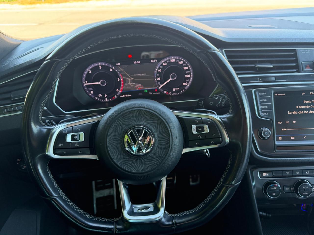 VW Tiguan 2.0 DSG 4MOTION Executive R-Line