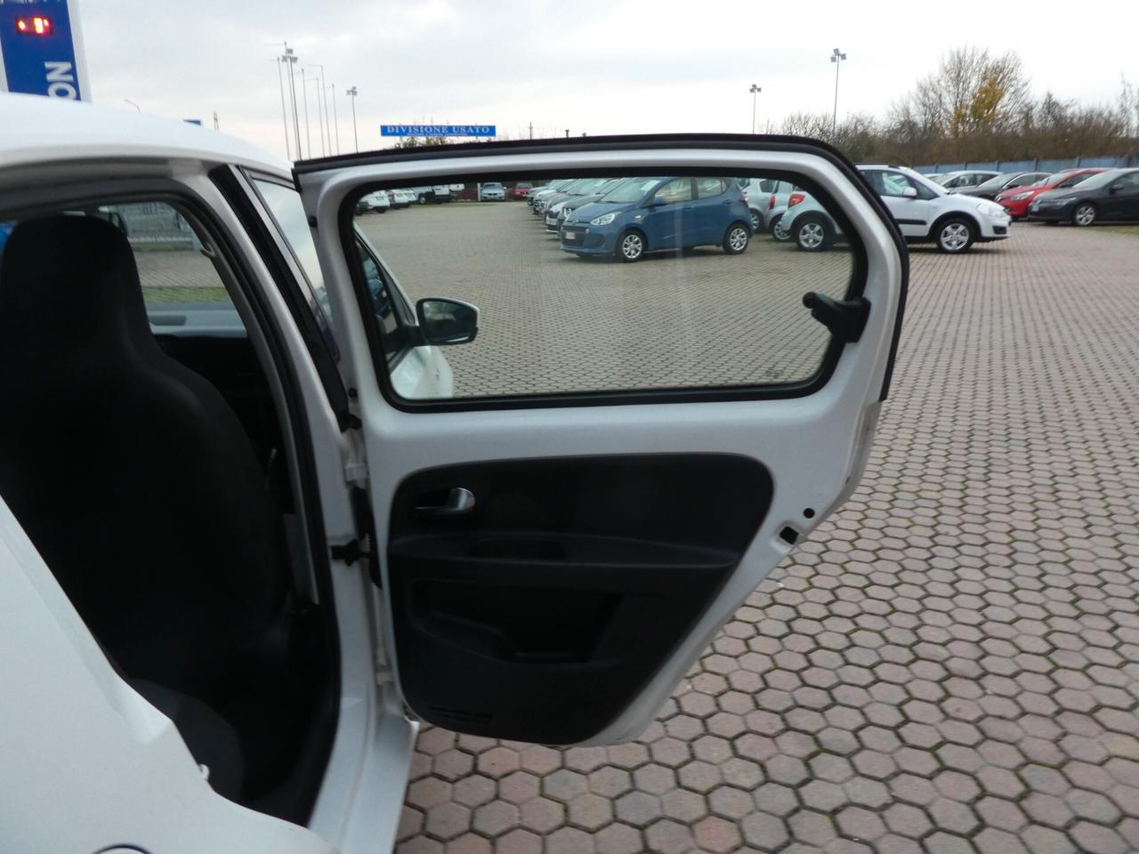 Volkswagen up! 1.0 5p. eco high BlueMotion Technology OK NEOPATENTATI