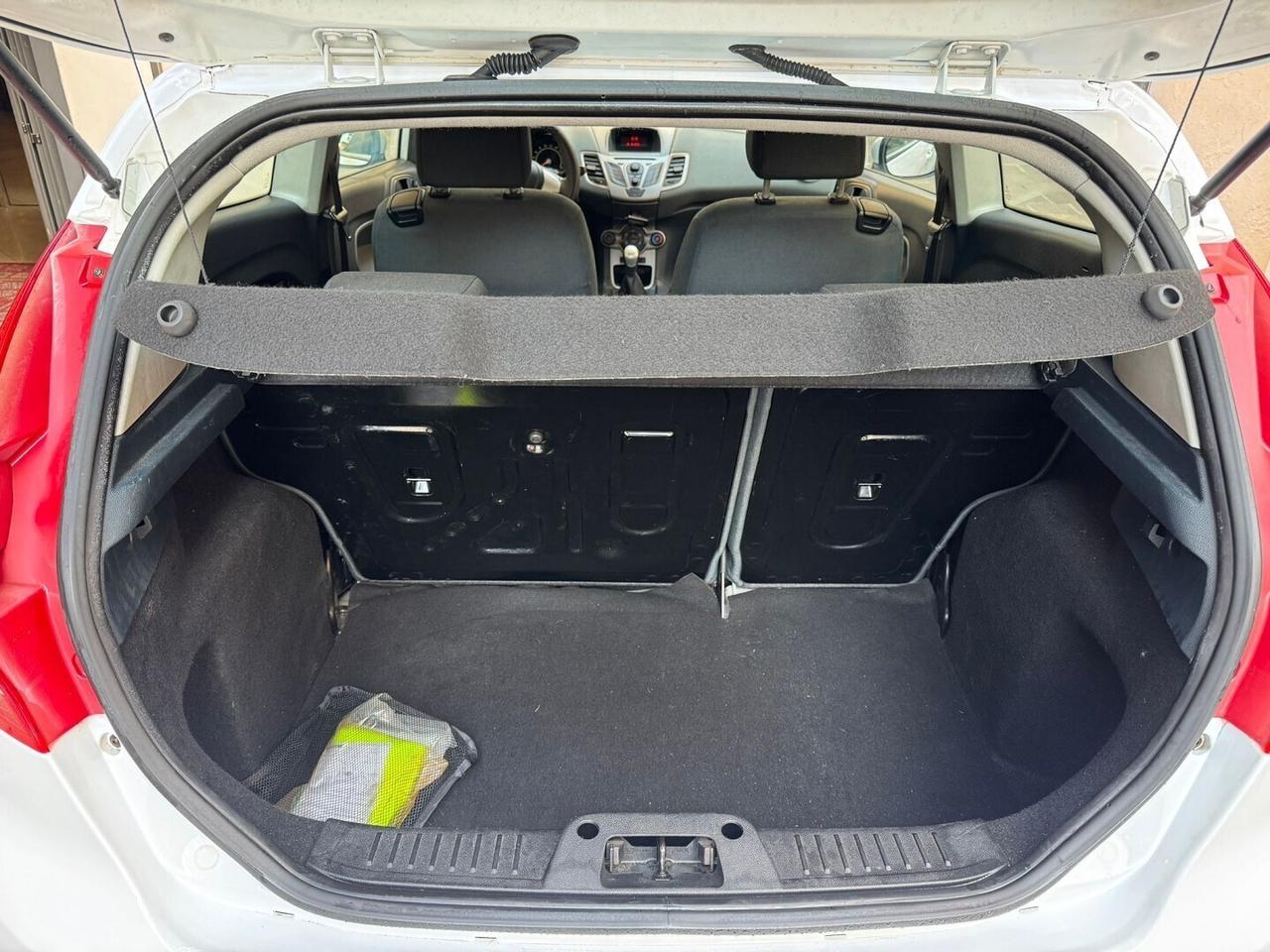 FORD Fiesta 1.4 TDCi 70CV 3 porte Titanium