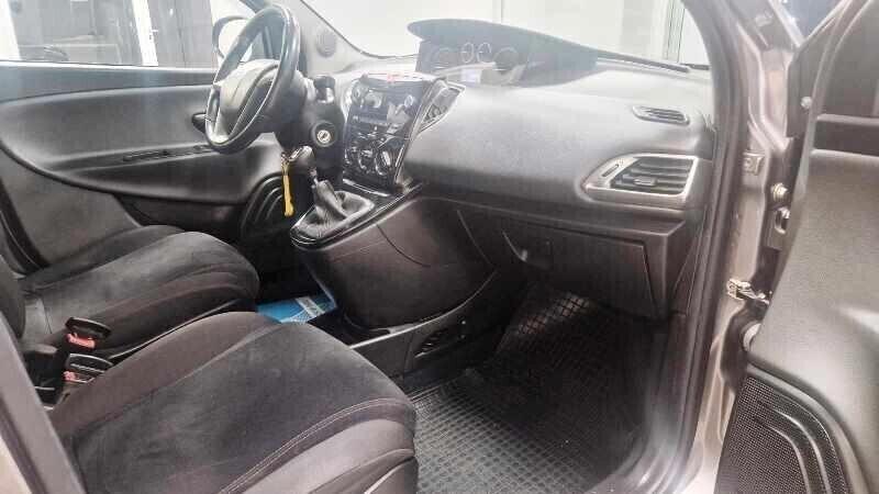 Lancia Ypsilon 1.3 M-Jet 95 CV S&S Gold