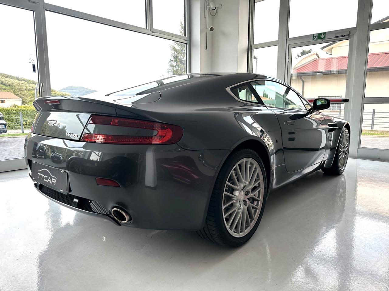 Aston Martin V8 Vantage Coupé Sportshift