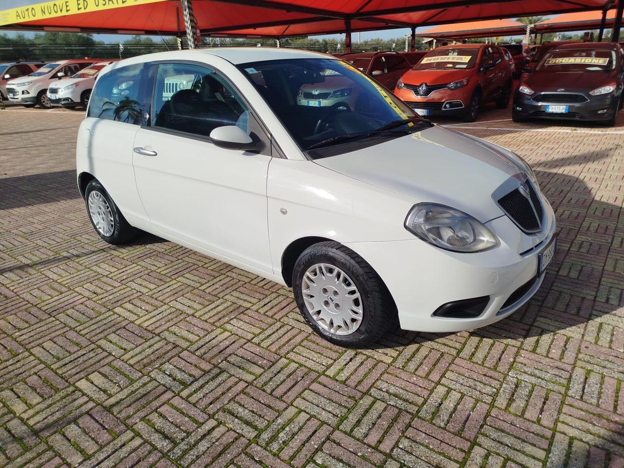 Lancia Ypsilon 1.4 Oro Ecochic GPL