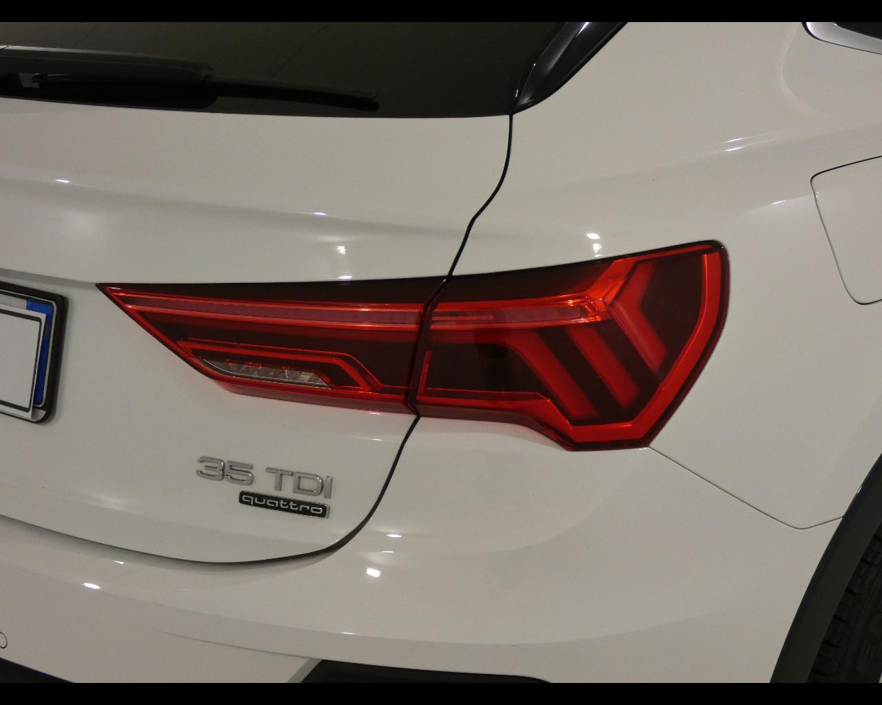 AUDI Q3 2ª serie - Q3 SPB 35 TDI quattro S tronic S line edition