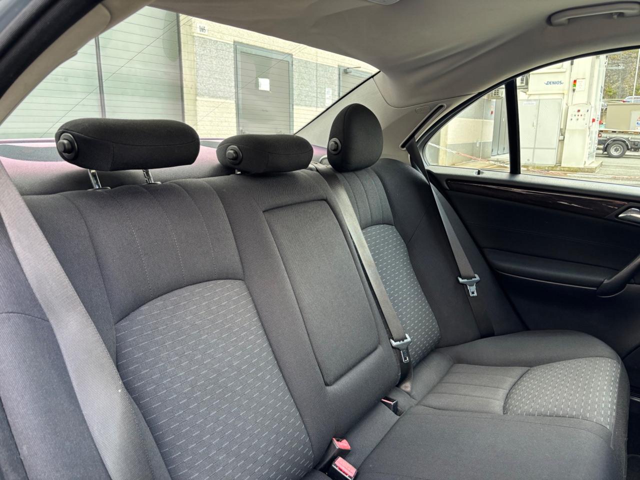 MERCEDES-BENZ C220cdi BERLINA AUTOMATICA PERFETTA