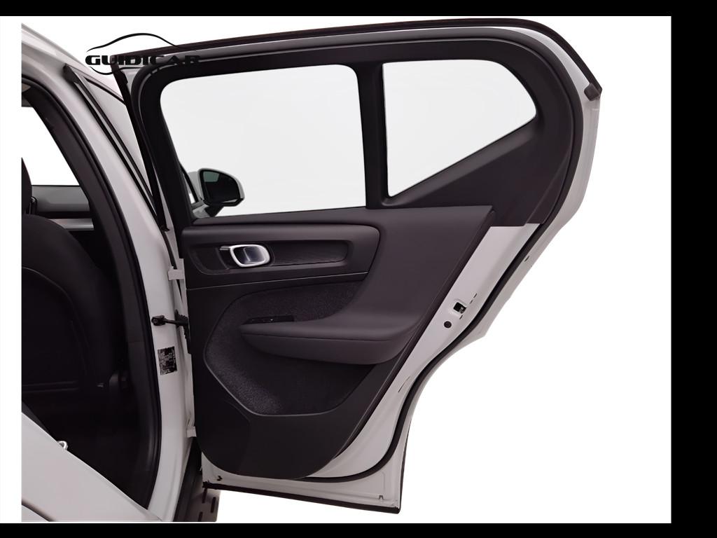 VOLVO XC40 - XC40 1.5 t2 Momentum Core my21