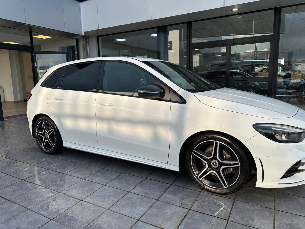 Mercedes-benz B 180 220 d Automatic Premium