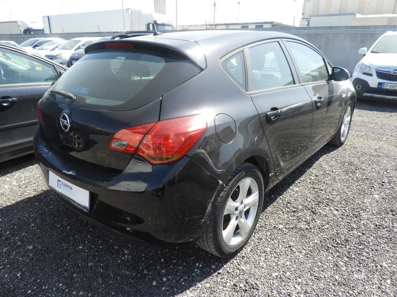 OPEL Astra IV 2010 - Astra 5p 1.7 cdti Cosmo 110cv