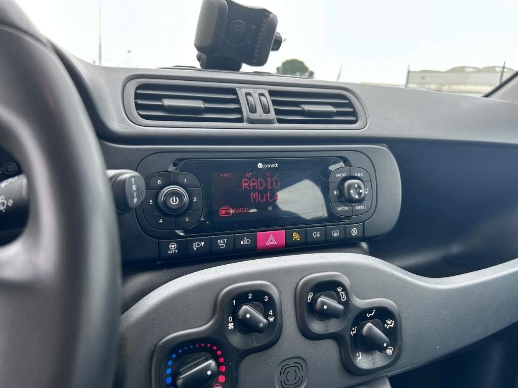 FIAT Panda III 2021 - Panda 1.0 firefly hybrid City Life s&s 70cv 5p.ti