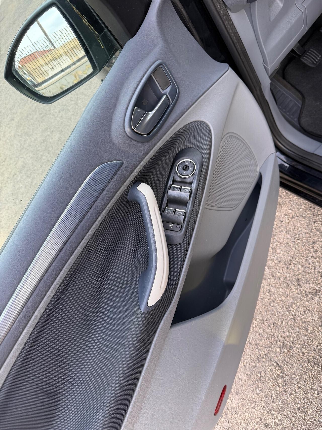 Ford S-Max 2.0 TDCi 140CV Titanium DPF