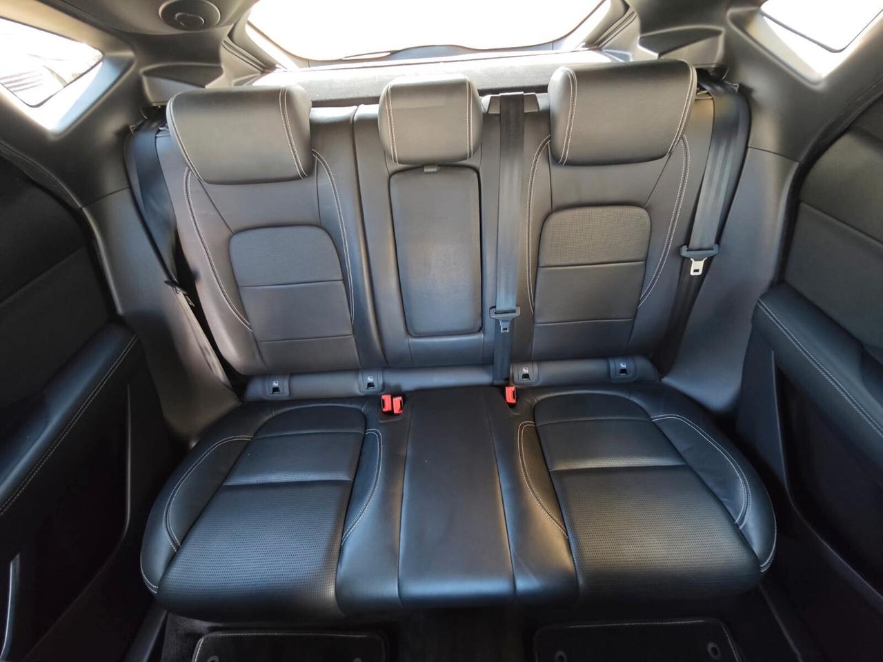 Jaguar E-Pace 2.0D 150 CV AWD aut. R-Dynamic HSE