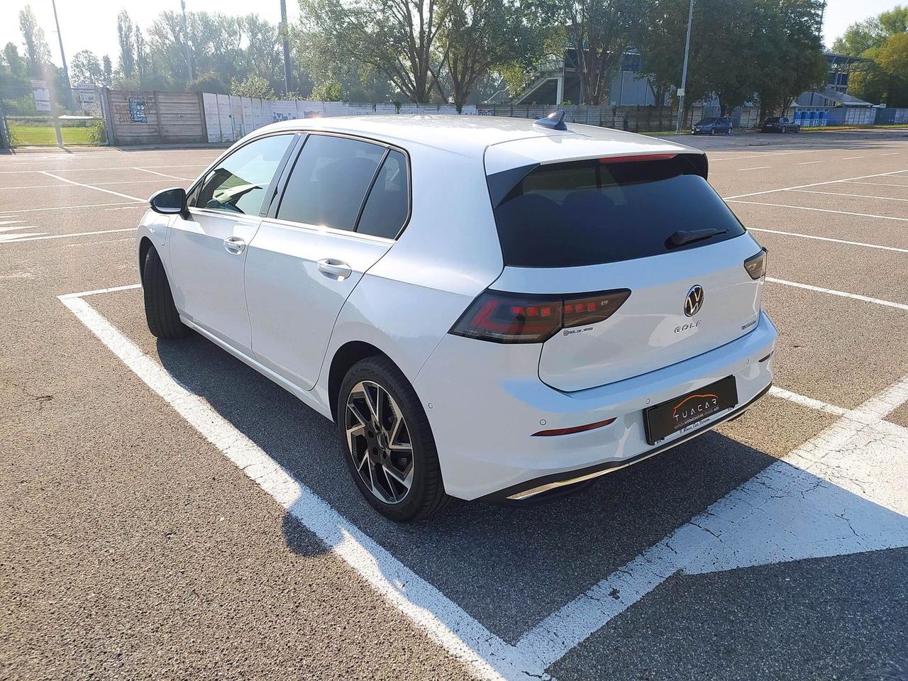 Volkswagen Golf Style 1.5 eHybrid PHEV 204C #12024