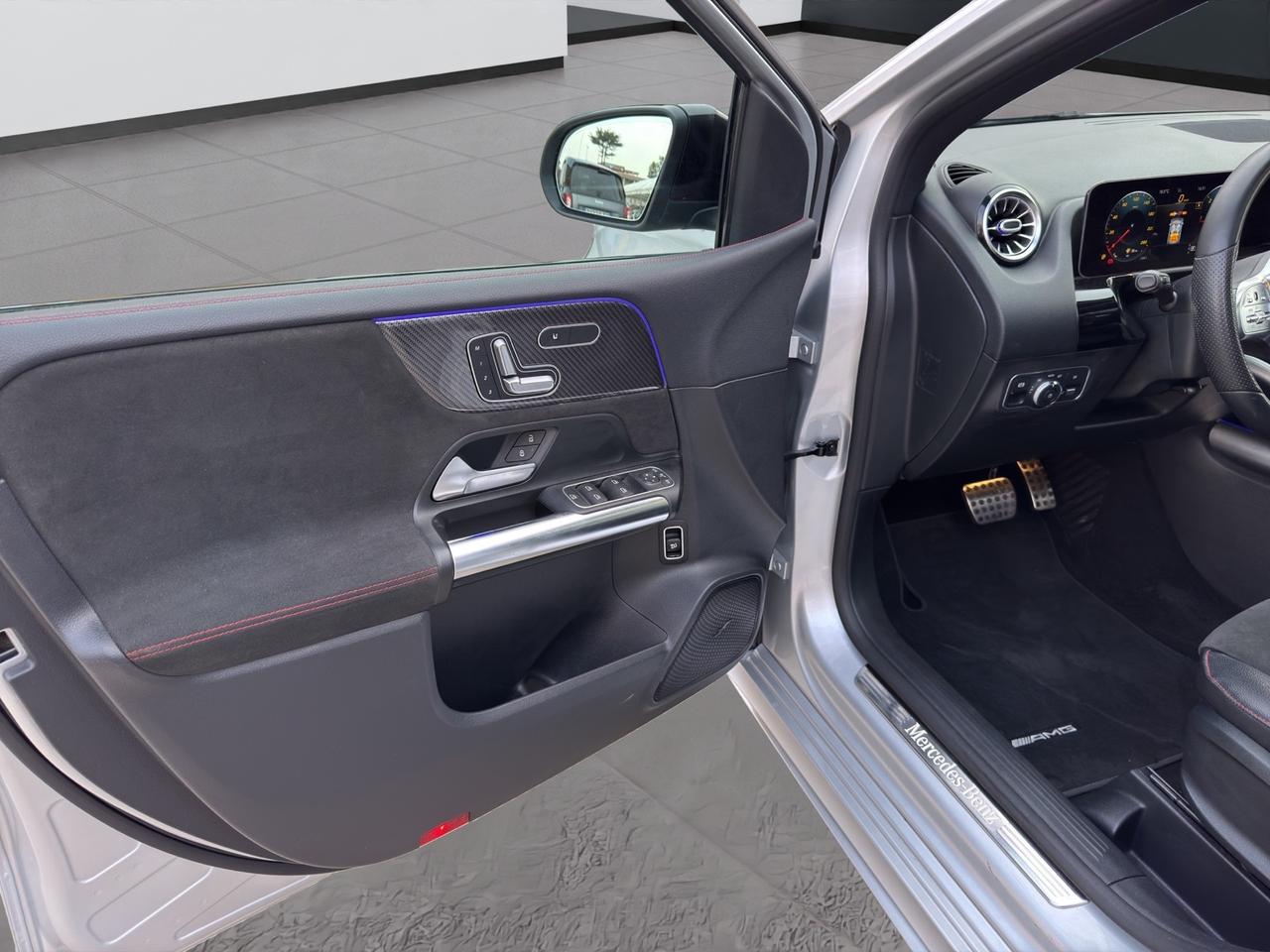 MERCEDES-BENZ B 180 d AUT. PREMIUM AMG / TETTO