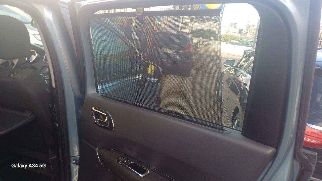 Peugeot 5008 1.6 HDi 112CV Tecno