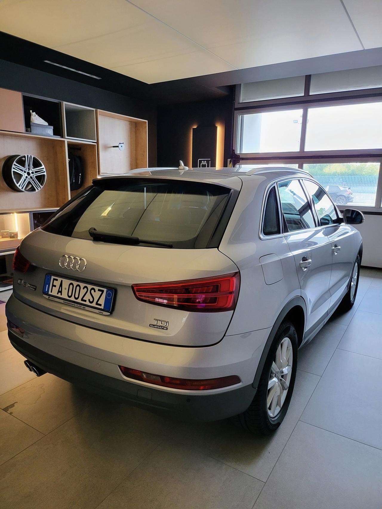 AUDI Q3 I 2015 - Q3 2.0 tdi Business quattro 150cv s-tronic