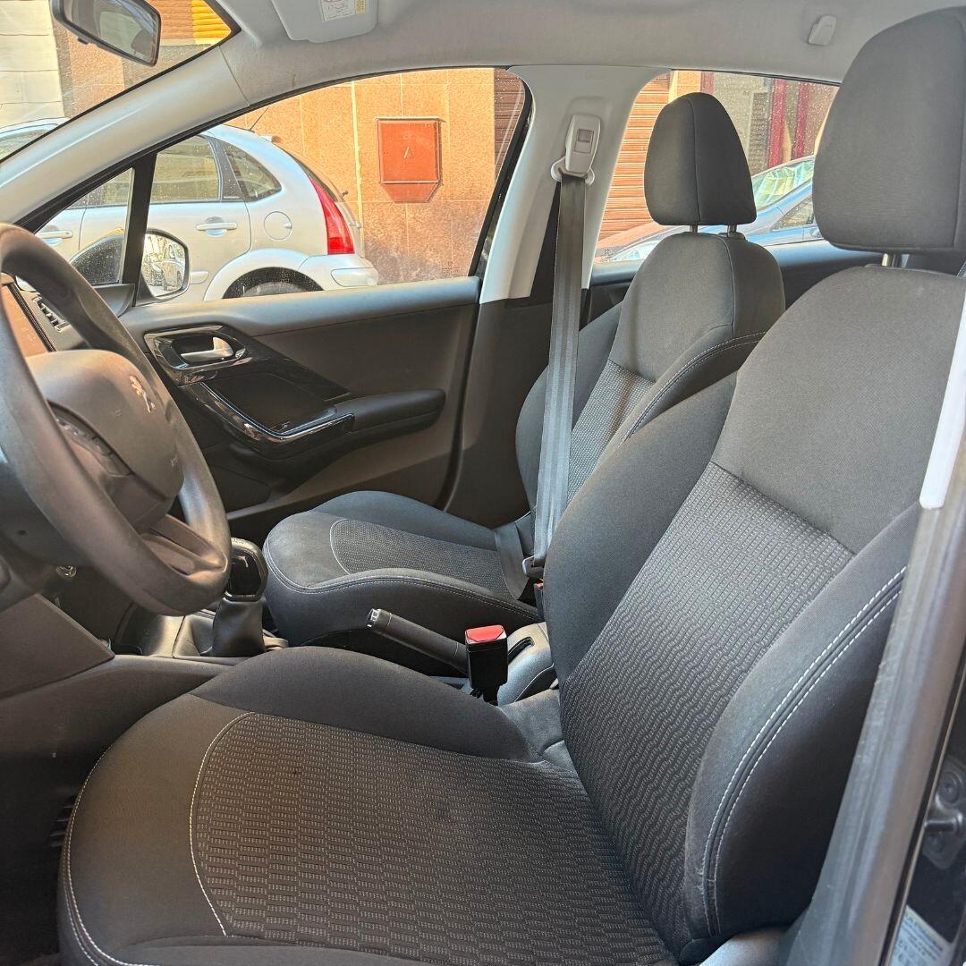 Peugeot 208 - 5 porte Allure - 83CV