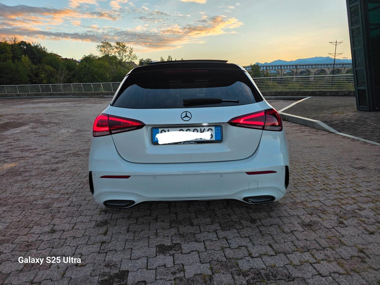A 180 Premium tetto apribile valutiamo usato